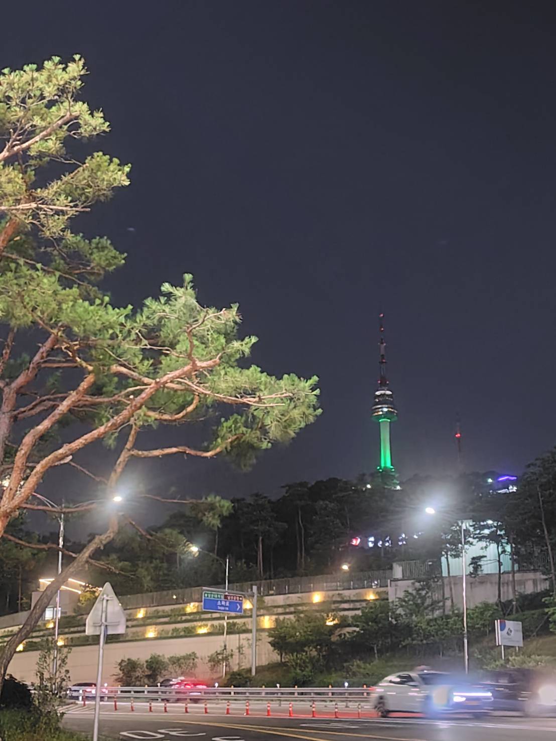 韓国に置いてきました